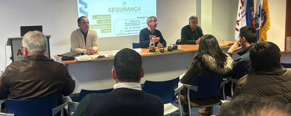 ADRAT com auditório cheio em Sessão Informativa sobre Renovação de Parque de Tratores Agrícolas